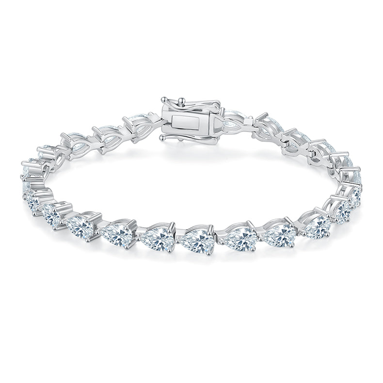Infinity Triangle Cut 0.5CT VVS Moissanite Diamond Bracelet in 925 Silver