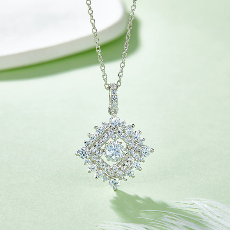 Sparkling Star Moissanite Dancing Pendant Necklace in 925 Silver