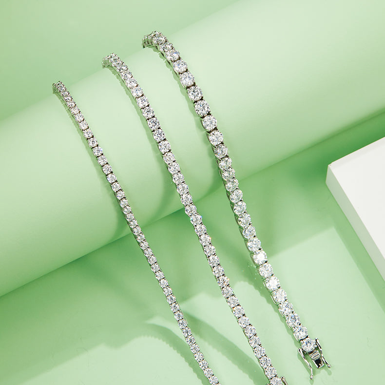 Classic Four-Prong Moissanite Tennis Bracelet in S925 Silver