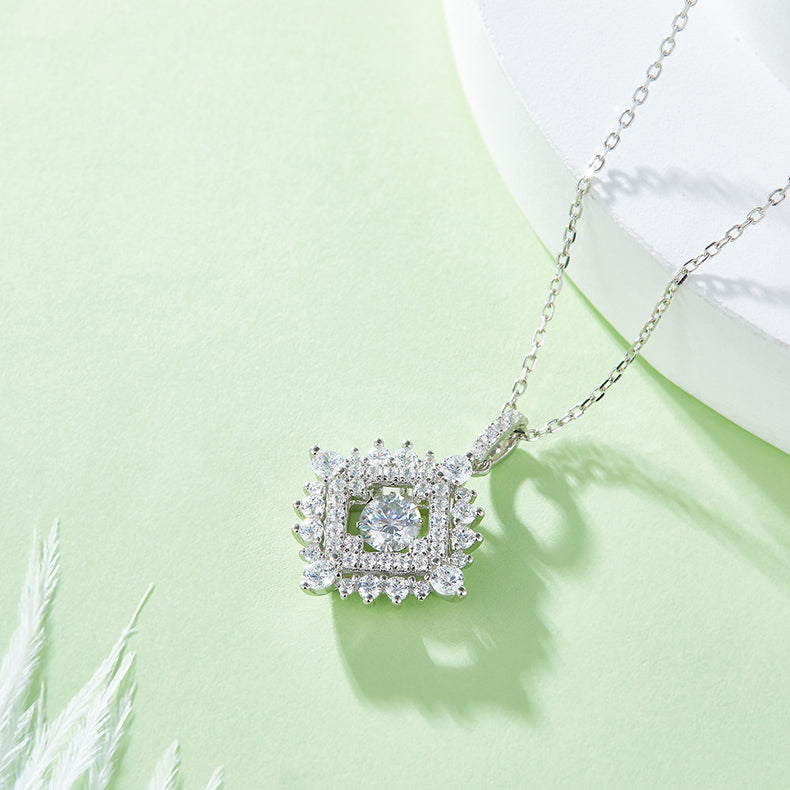 Sparkling Star Moissanite Dancing Pendant Necklace in 925 Silver