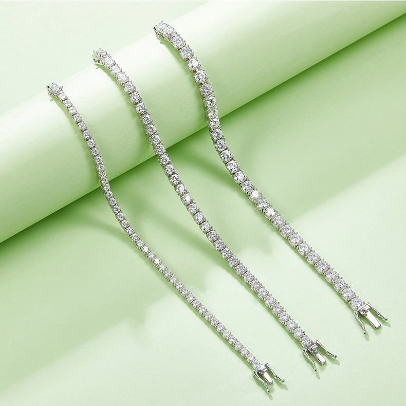 Classic Bull Tennis Bracelet in S925 Silver, 18K White Gold Plated with D-Class Moissanite