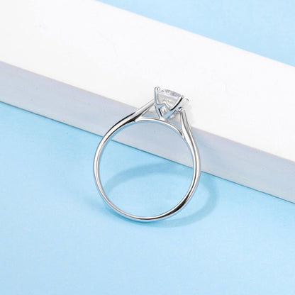 Moissanite 0.5CT Diamond 4-Claw S925 Silver Ring