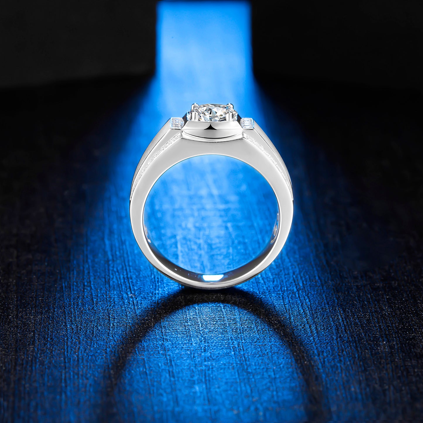Luxury 1CT Moissanite Men's Ring in D Color VVS1, Set in 925 Sterling Silver
