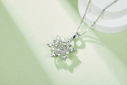 Snowflake-Shaped Moissanite Diamond Pendant Necklace